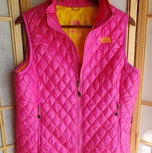 The North Face Pink Vest Womens Sz L Thermoball